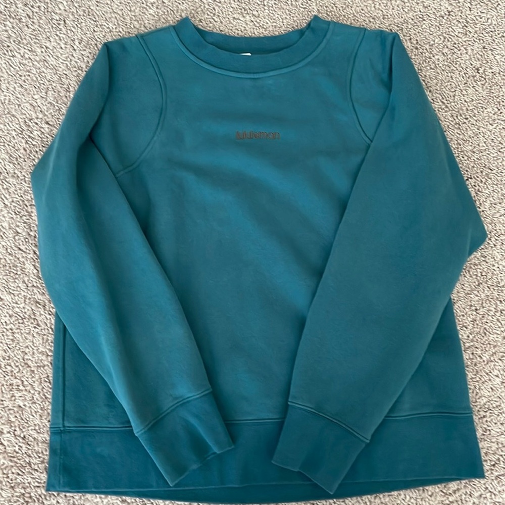Lululemon loungeful crewneck pull over